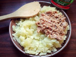 快手常备菜--低脂吞拿鱼土豆沙拉的做法 步骤2