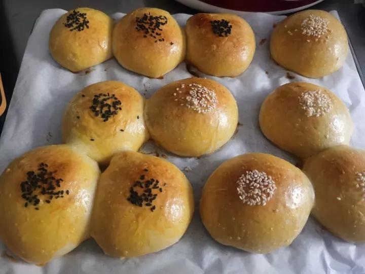 温柔的“中种奶油红豆面包”