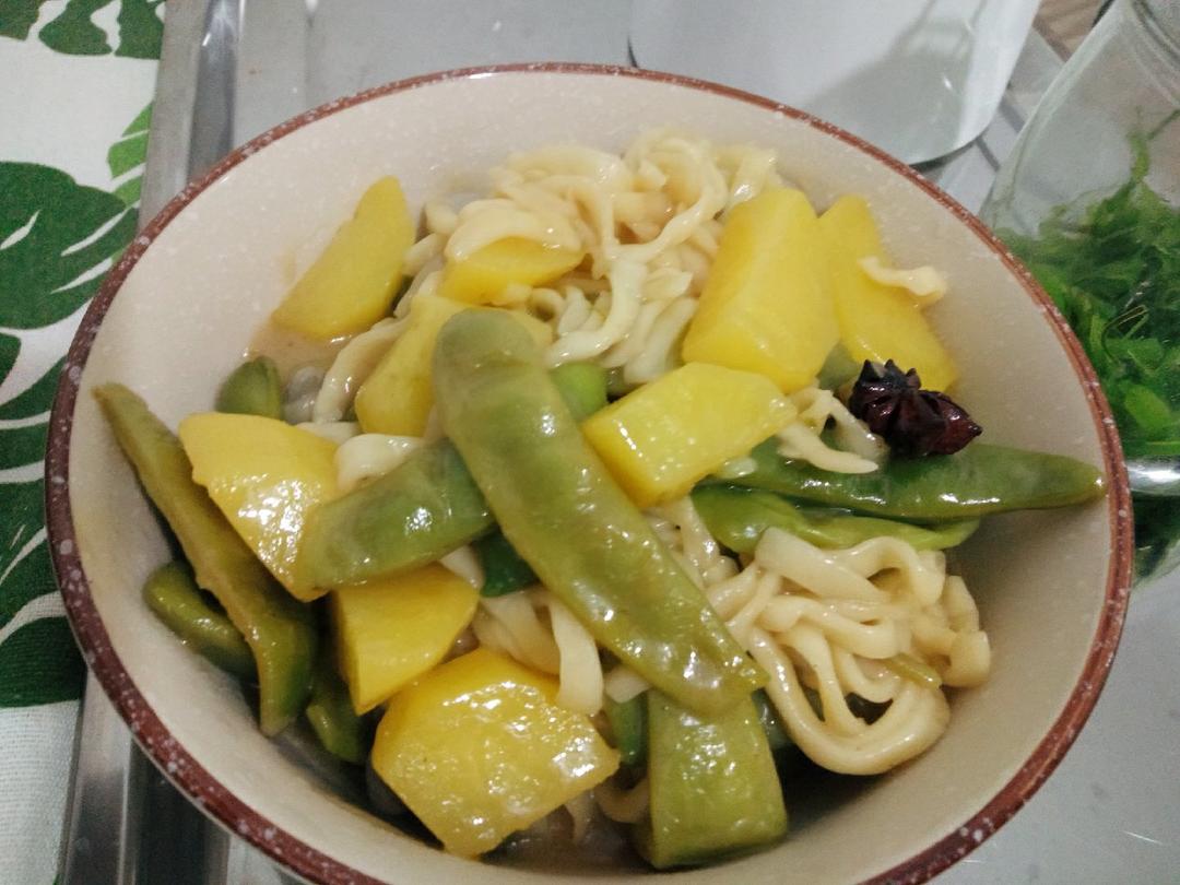 豆角焖面