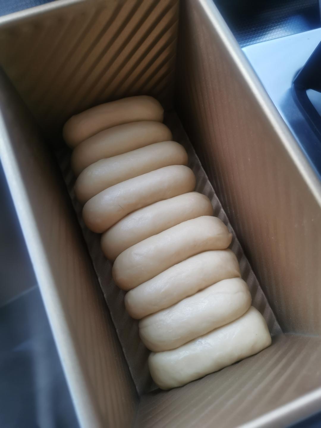 经典永流传的牛油排包 极致柔软拉丝