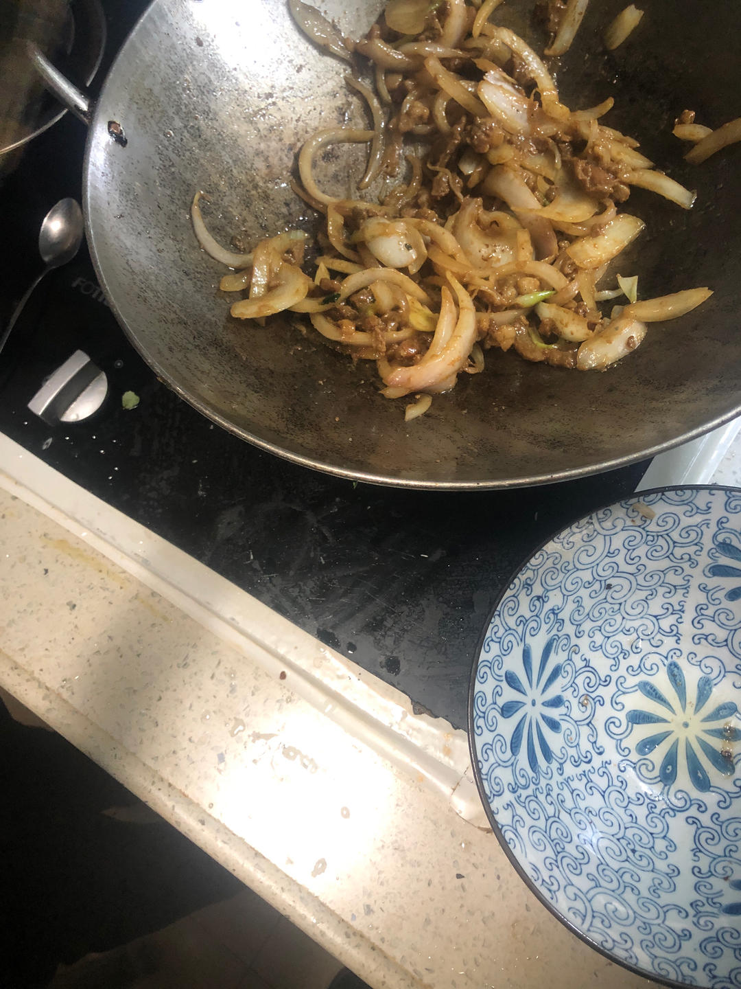 如何炒出嫩滑牛肉丝?