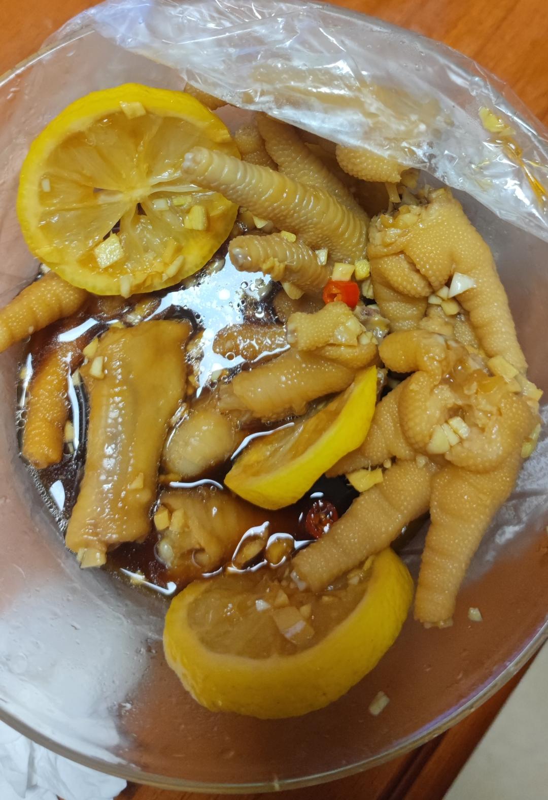 【柠檬酸辣鸡爪】自制超级无敌美味的网红鸡爪
