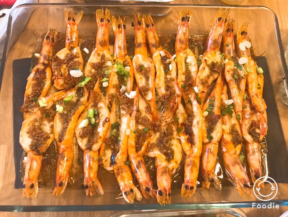 蒜蓉粉丝金针菇大虾（烤箱版）的做法