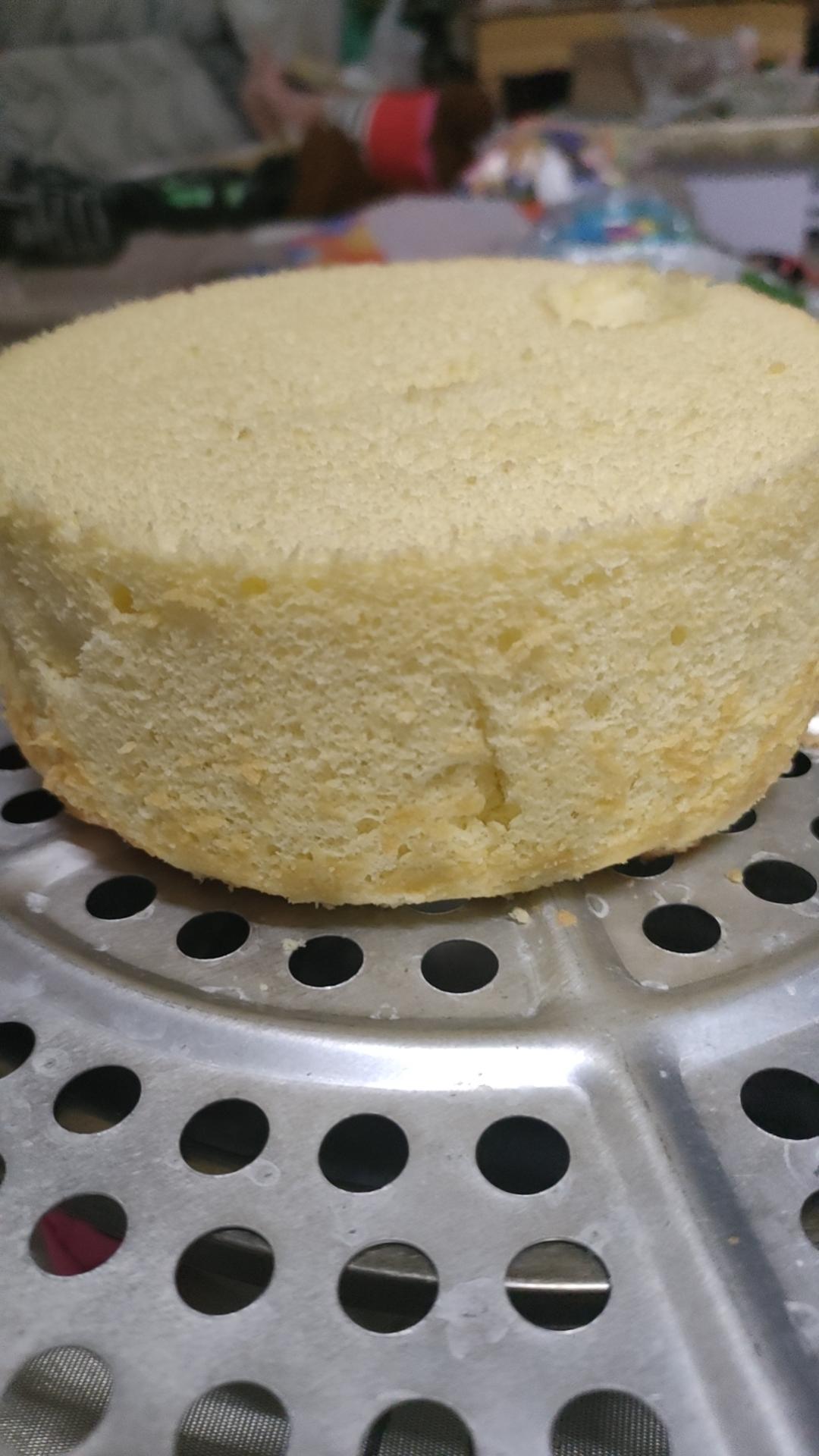 空气炸锅蛋糕 戚风（6寸超详细打蛋/脱模步骤）