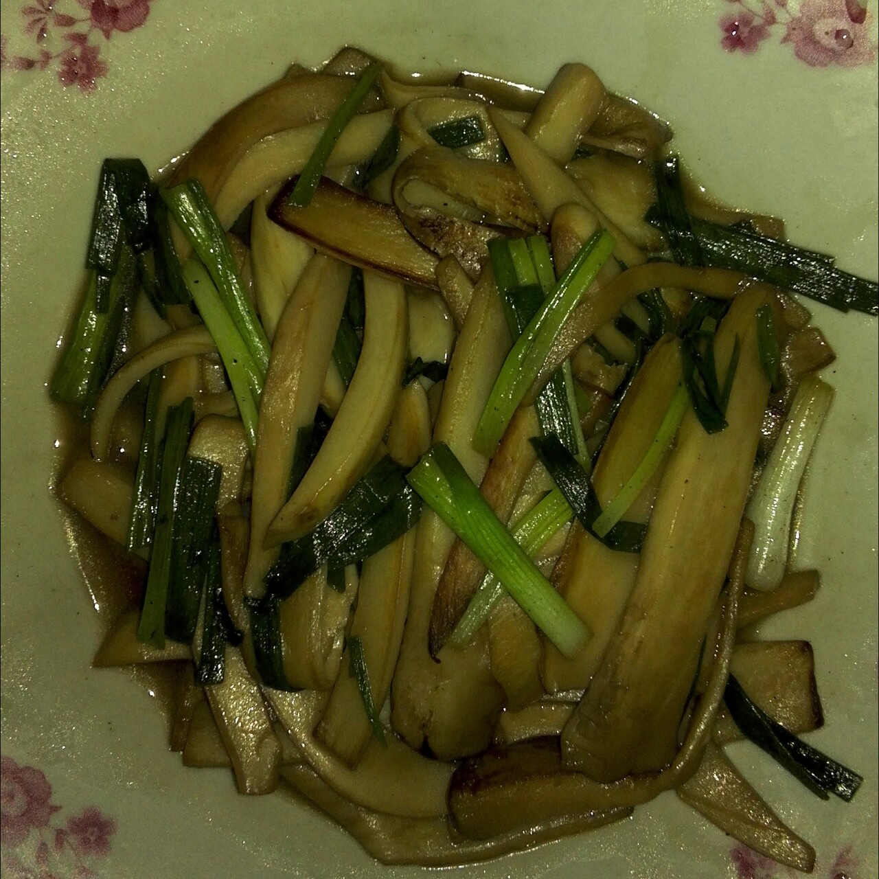 青椒素炒杏鲍菇