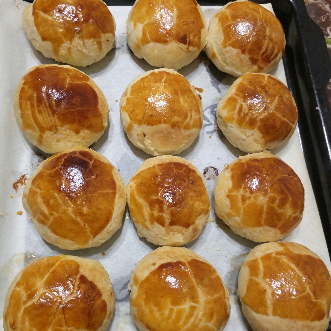 泳式鲜肉榨菜月饼