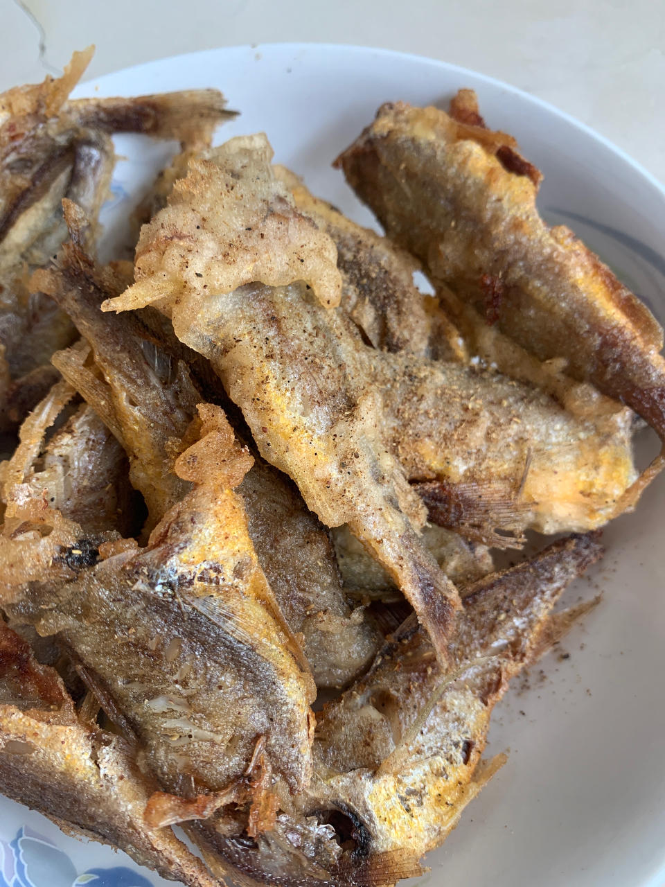 酥炸小黄花鱼