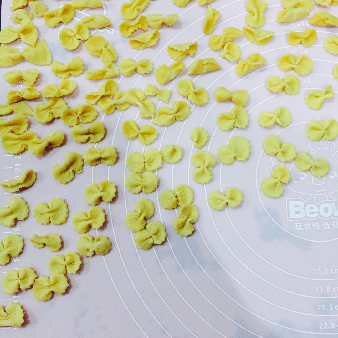 五彩蝴蝶面°专为宝宝制作๑