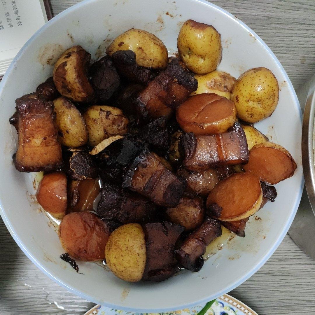 堂妈小厨——小土豆红烧肉