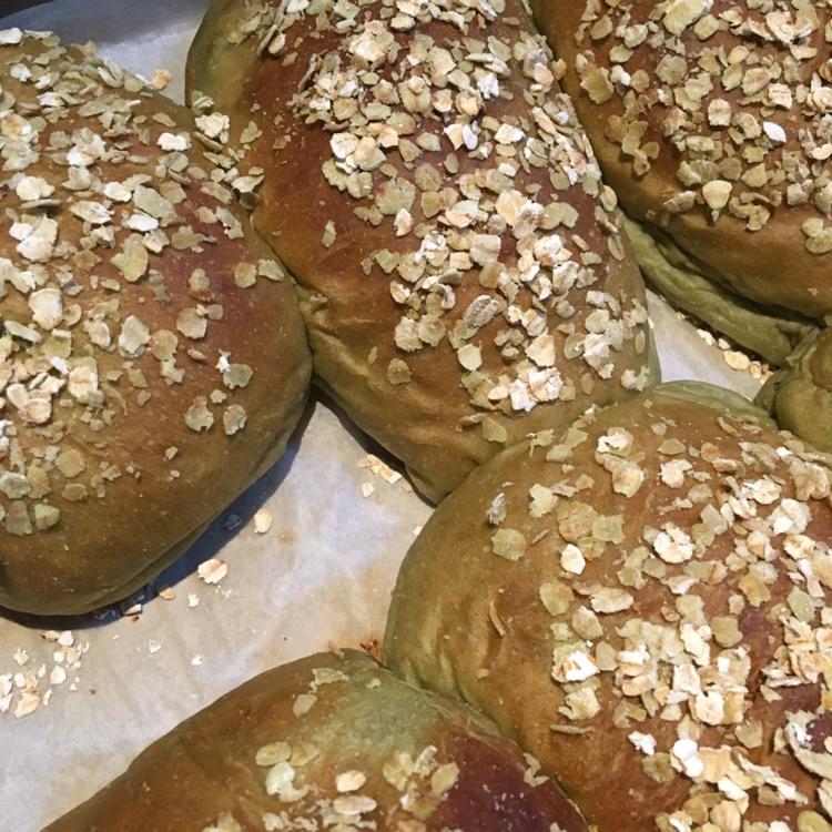 比原麦山丘还好吃的【抹茶麻薯古早味面包】肉松红豆沙