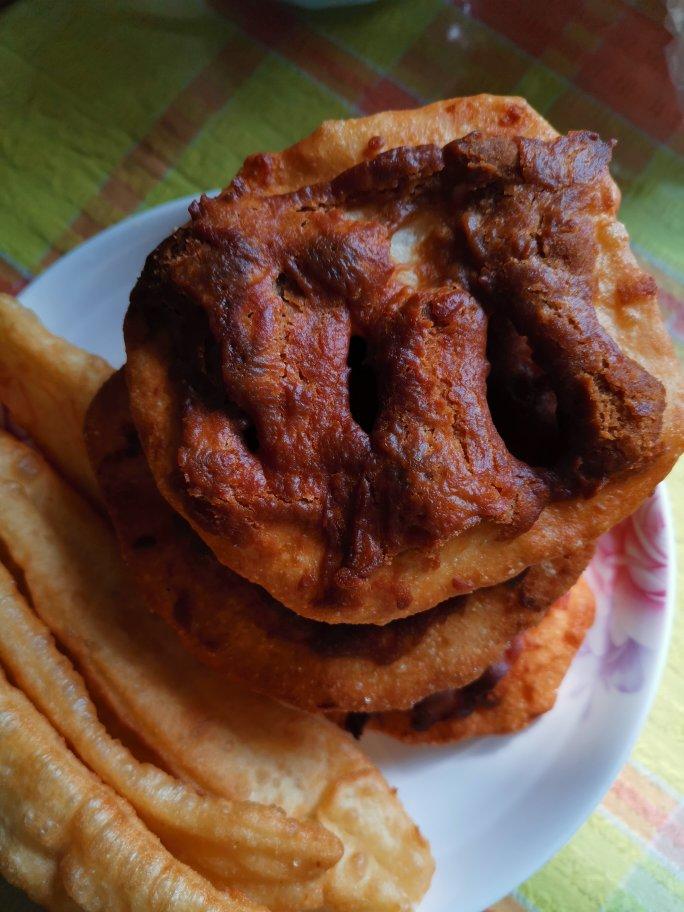 炸油饼、糖油饼