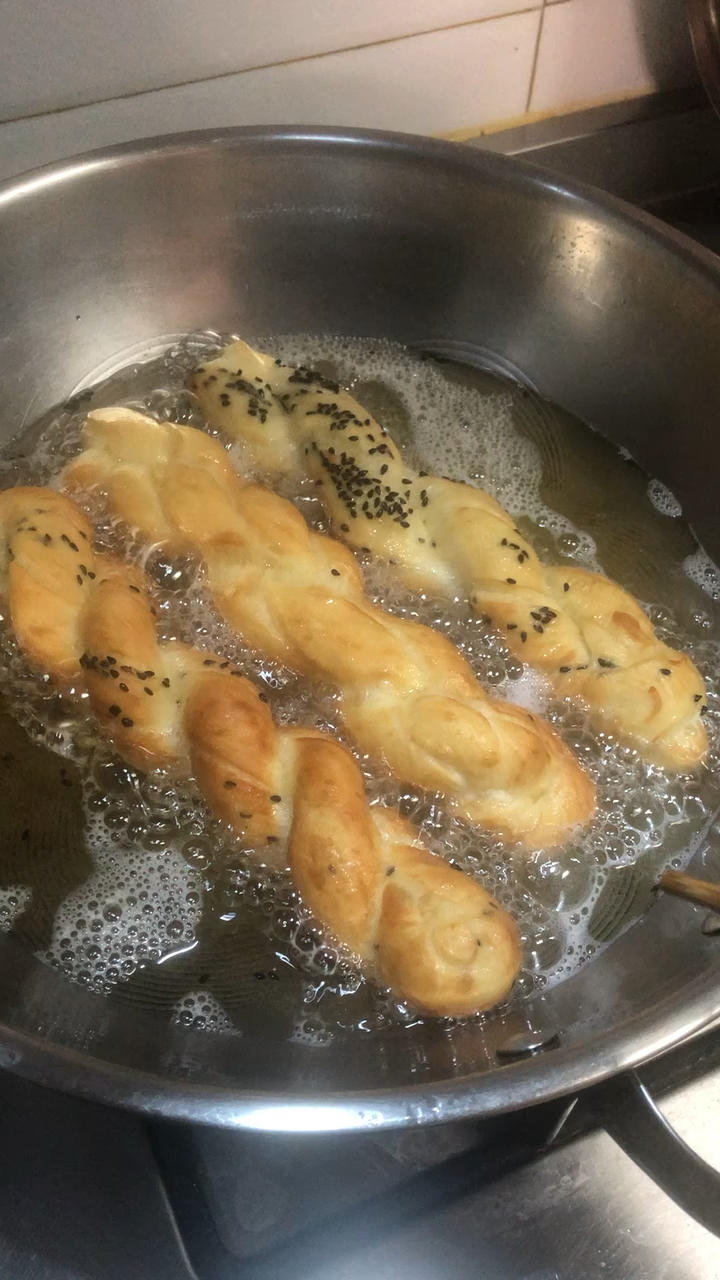 超级松软的奶香麻花
