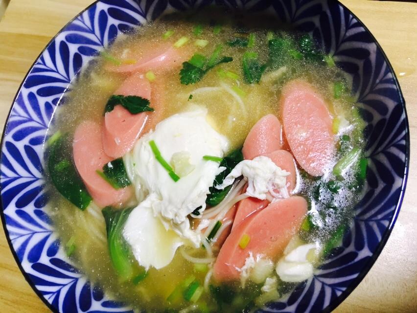 一碗热汤面🍜