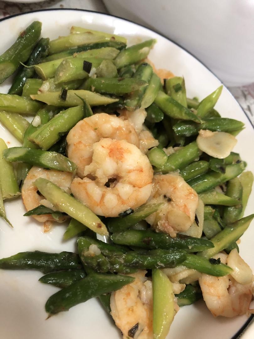 清炒芦笋虾仁