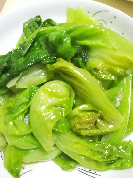 绿油油的生菜
