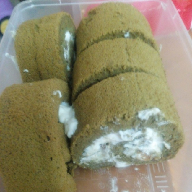 抹茶戚风蛋糕卷