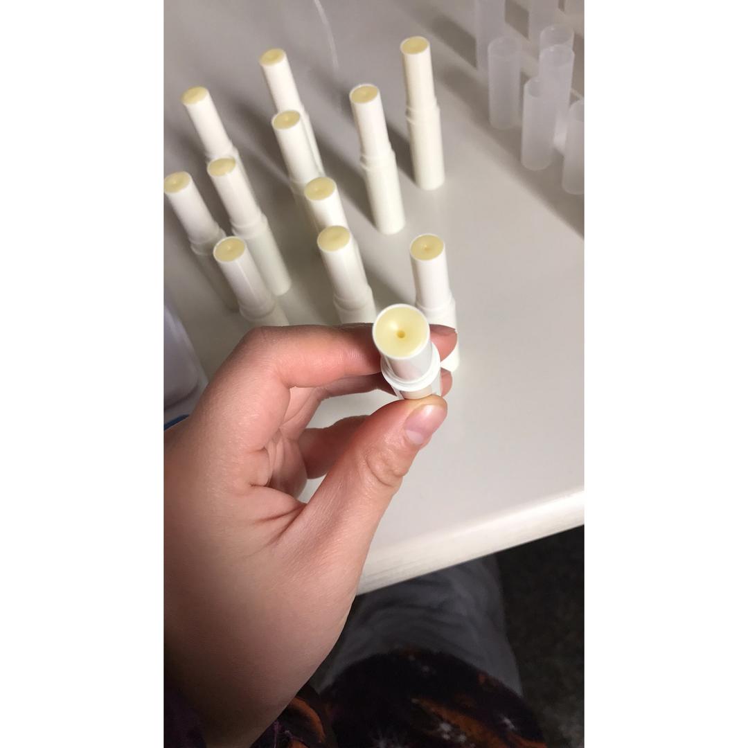 自制无添加唇膏
