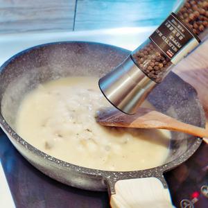 朴实无华的奶油蘑菇汤的做法 步骤7