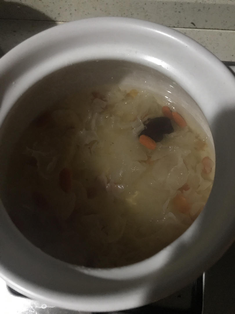 桃胶皂角米雪燕美颜羹