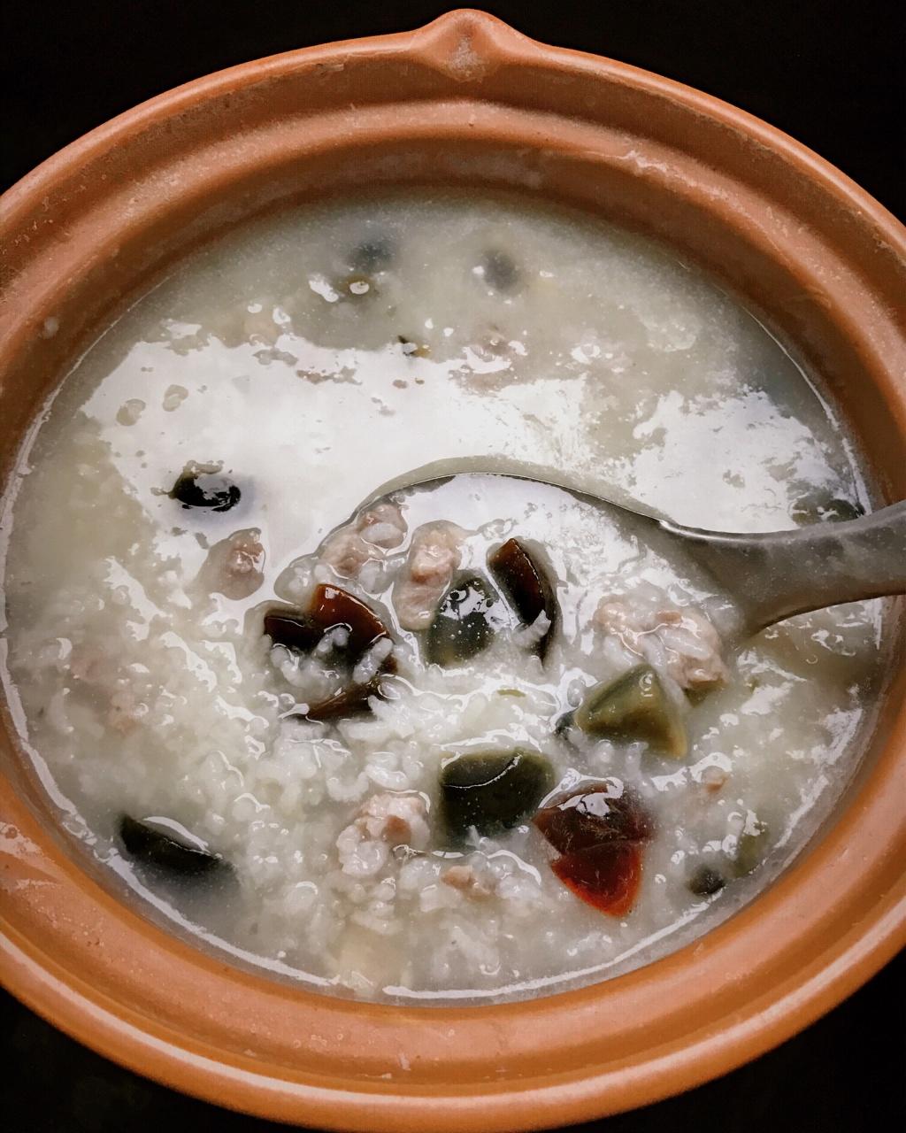 皮蛋瘦肉粥