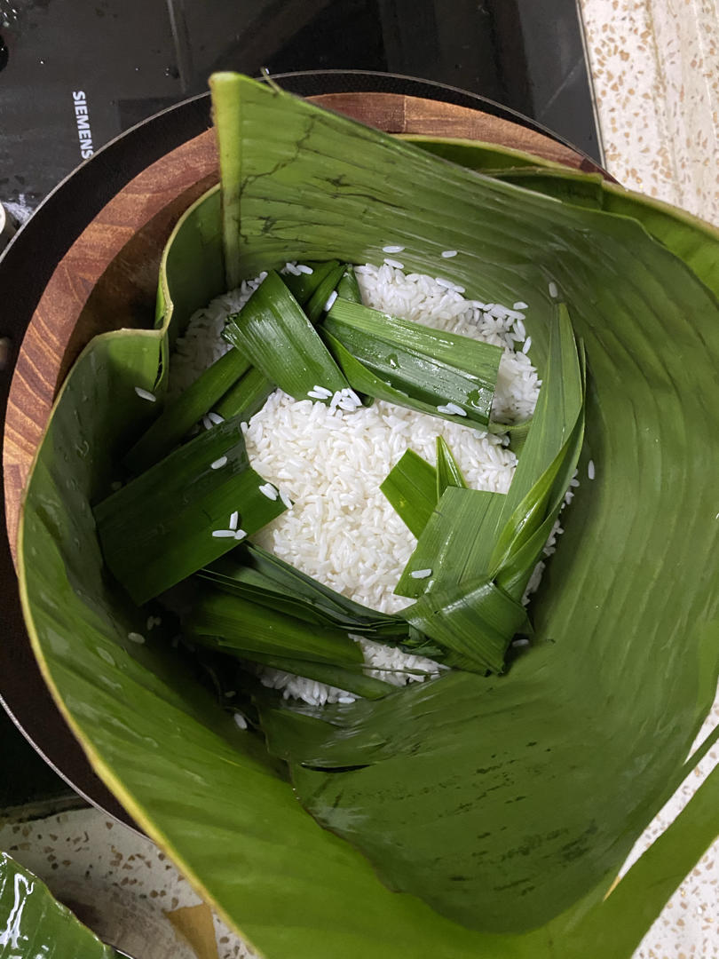 娘惹美食:香辣虾糯米卷rempah udang的全部作品