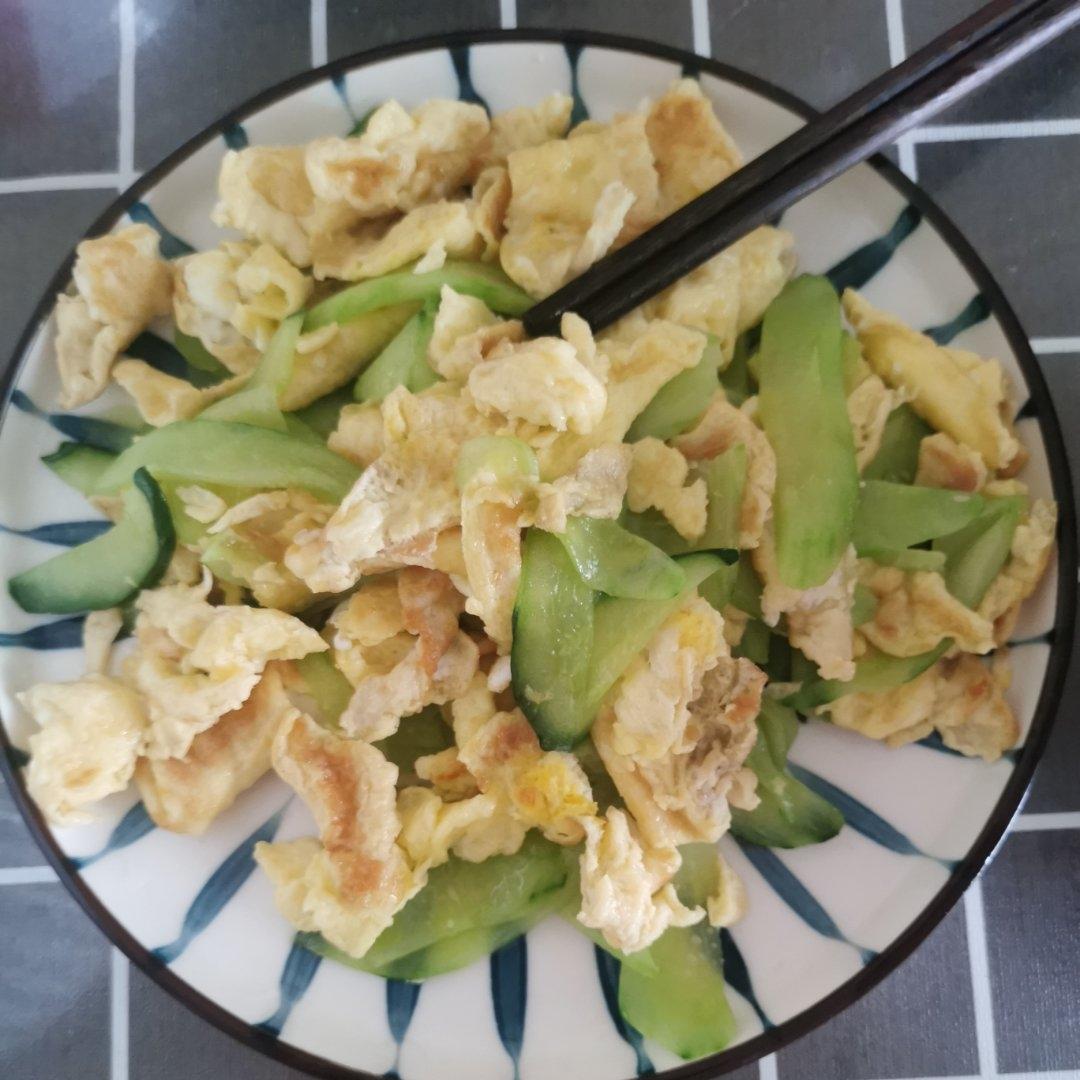 黄瓜炒鸡蛋 （青瓜炒鸡蛋）