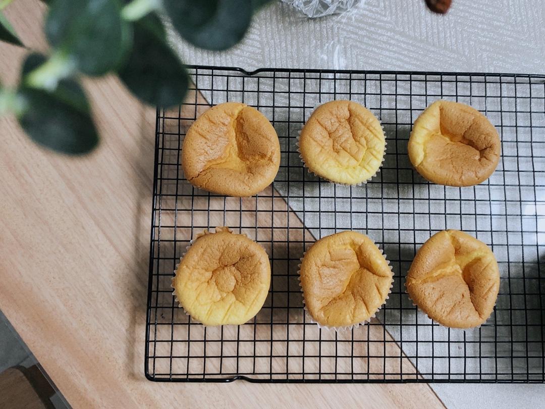 纸杯蛋糕 8寸戚风蛋糕的量