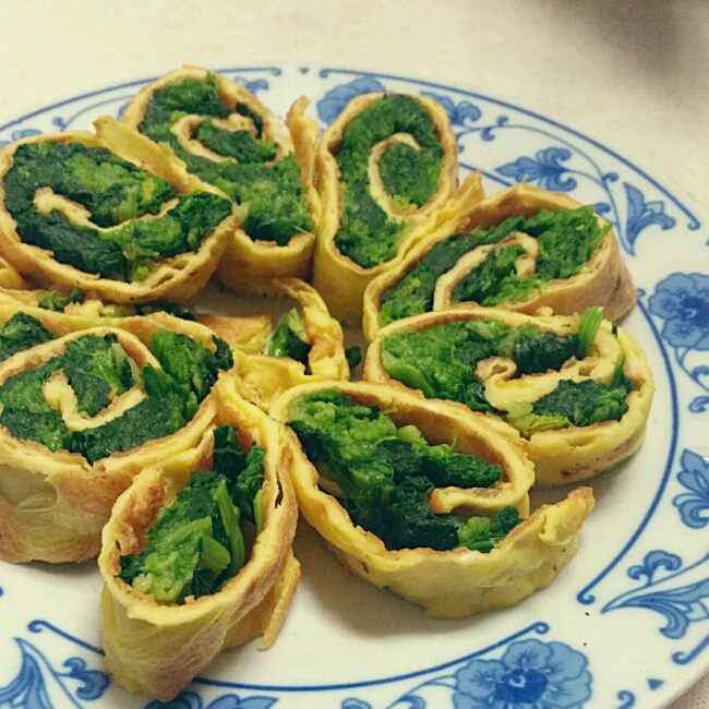 你好我是阿依舍做的好吃又简单的鸡蛋菠菜卷