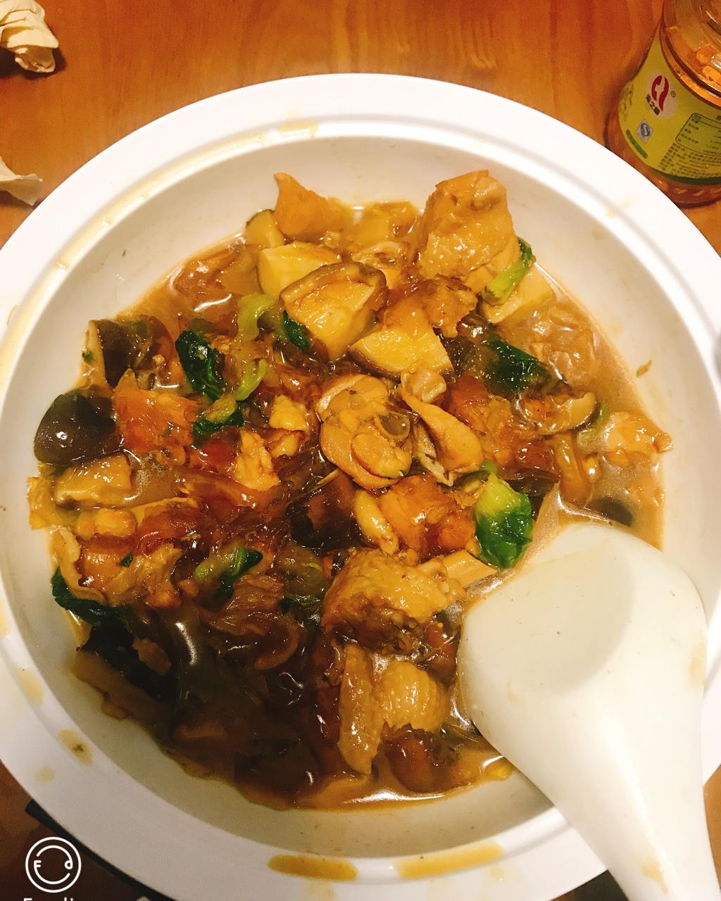 东北炖！红烧鸡腿炖香菇！