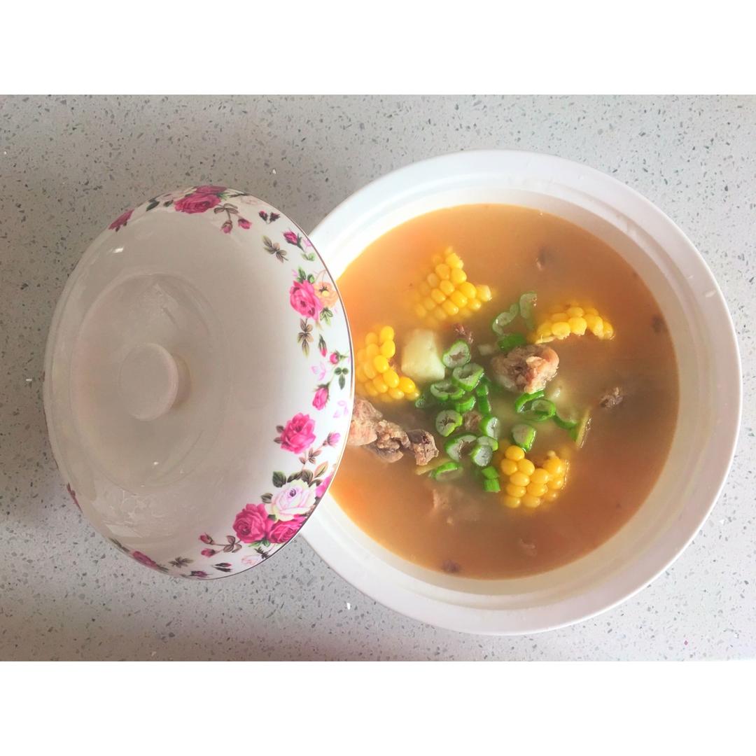 山药玉米排骨汤