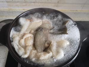 补钙牛骨海带汤的做法 步骤5