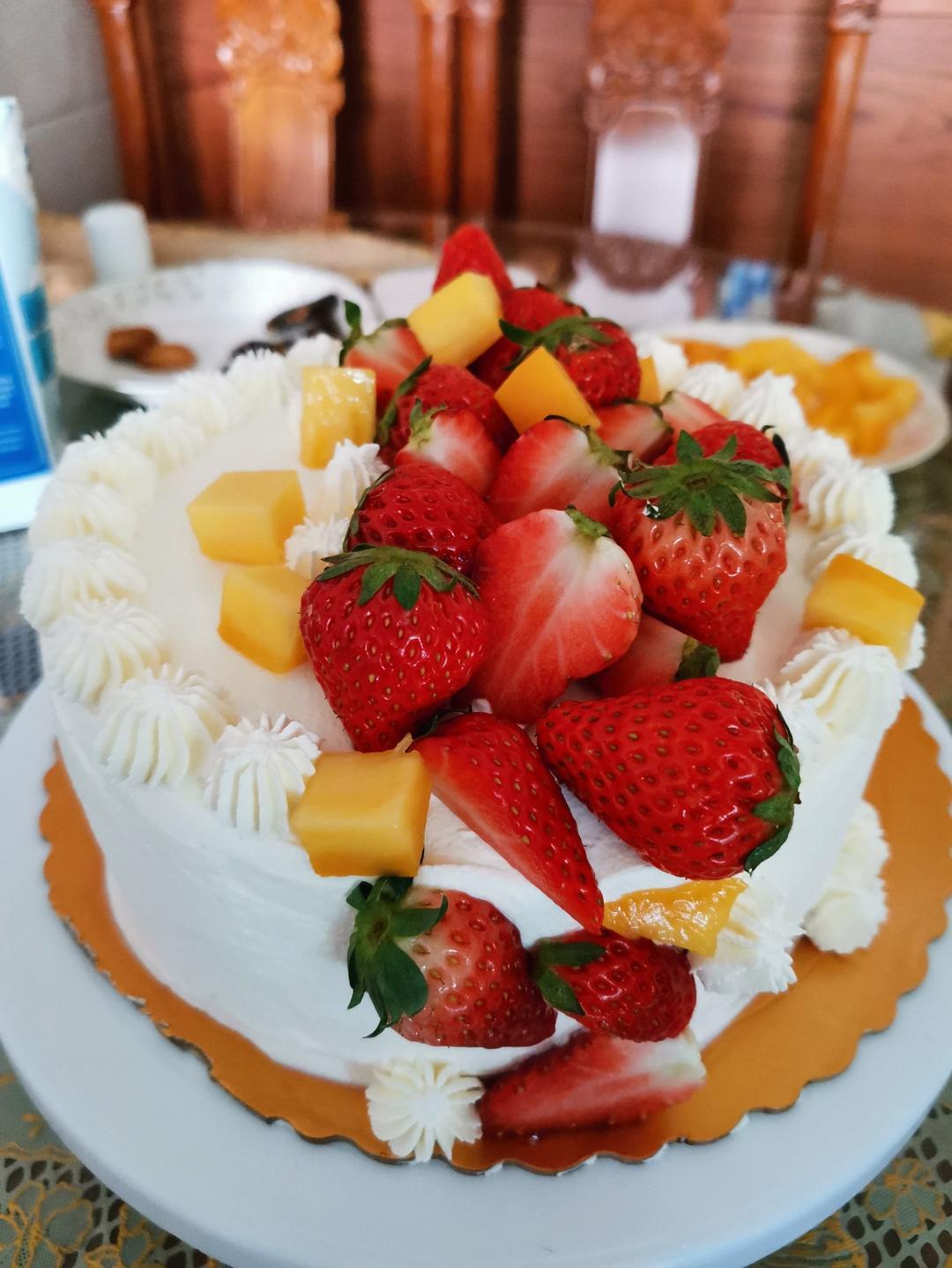 【全网最全合集】搬运🍓漂亮的草莓蛋糕~草莓季装饰灵感图