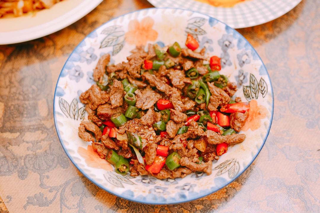 小炒牛肉
