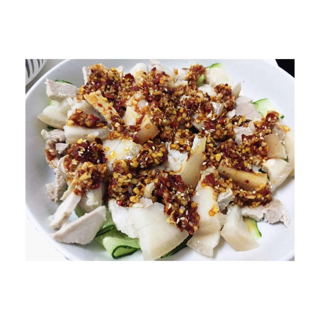 两人两猫家正餐