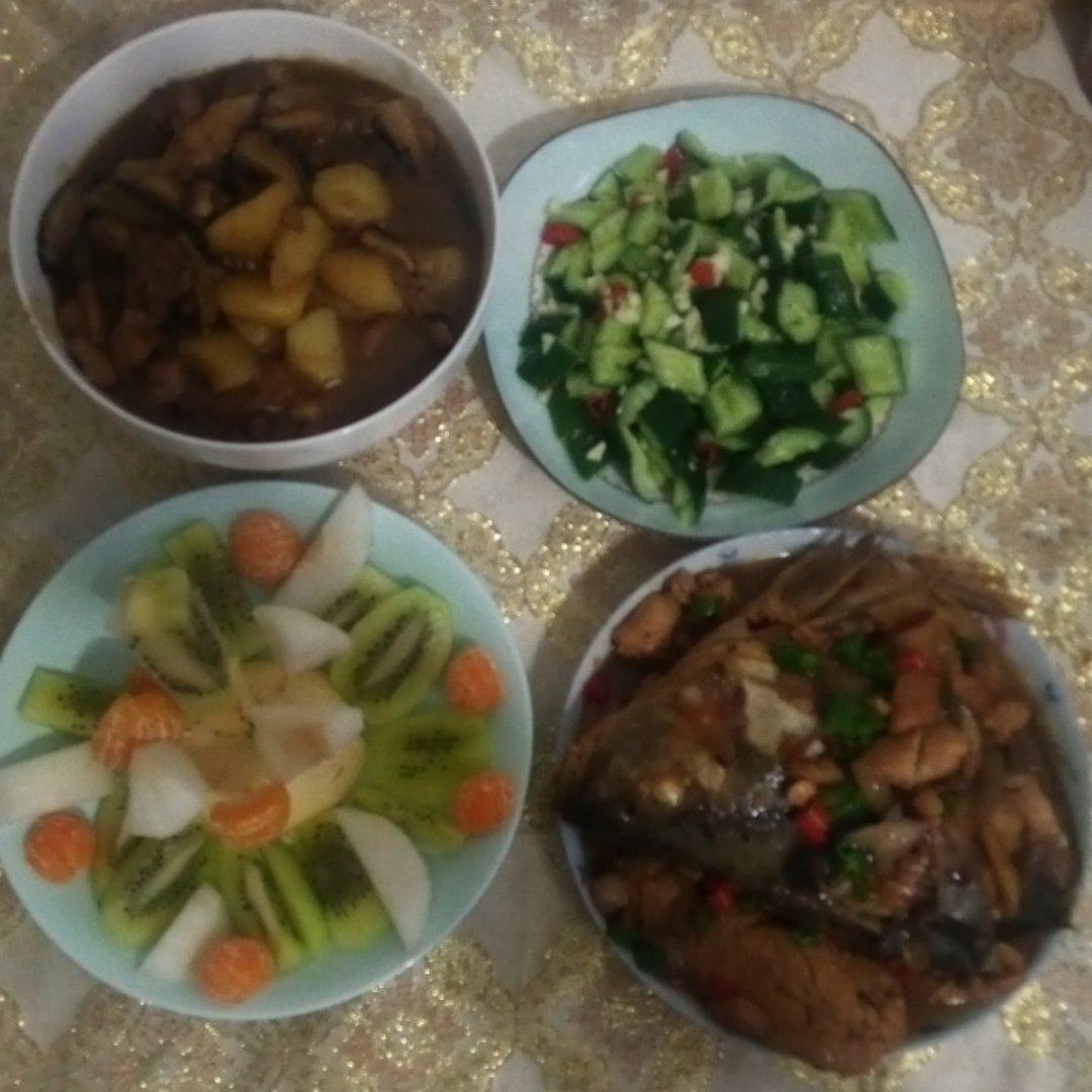 鱼头泡饼 炖鱼头（家庭版旺顺阁）
