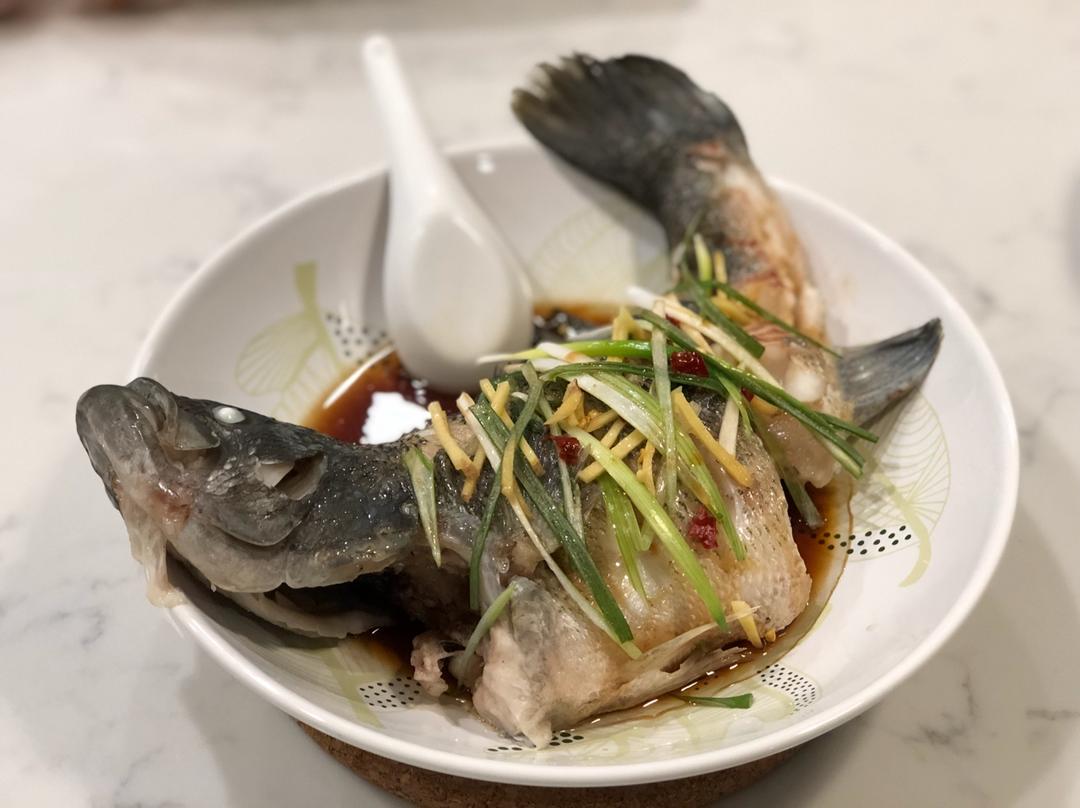 清蒸鲈鱼