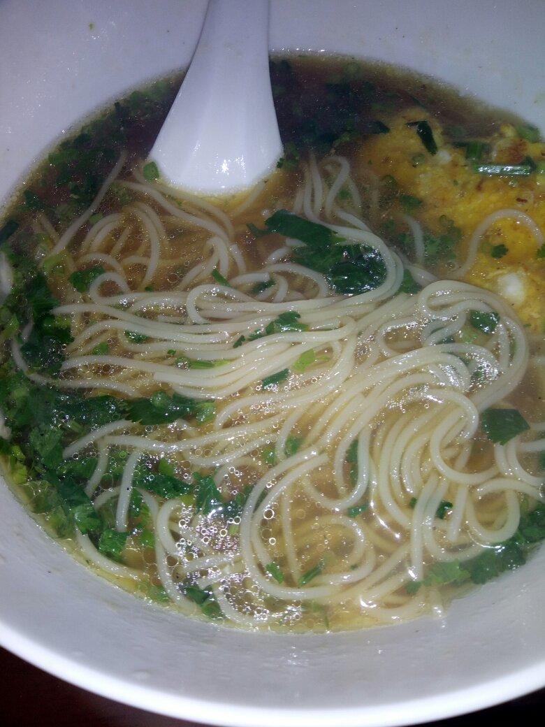 一碗热汤面