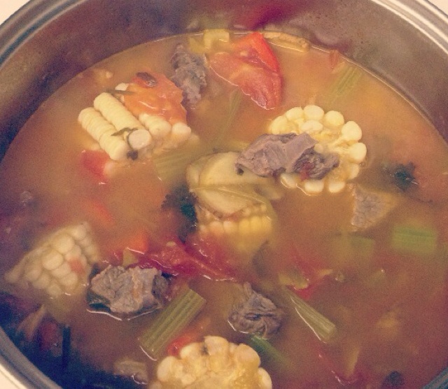 玉米番茄牛肉汤