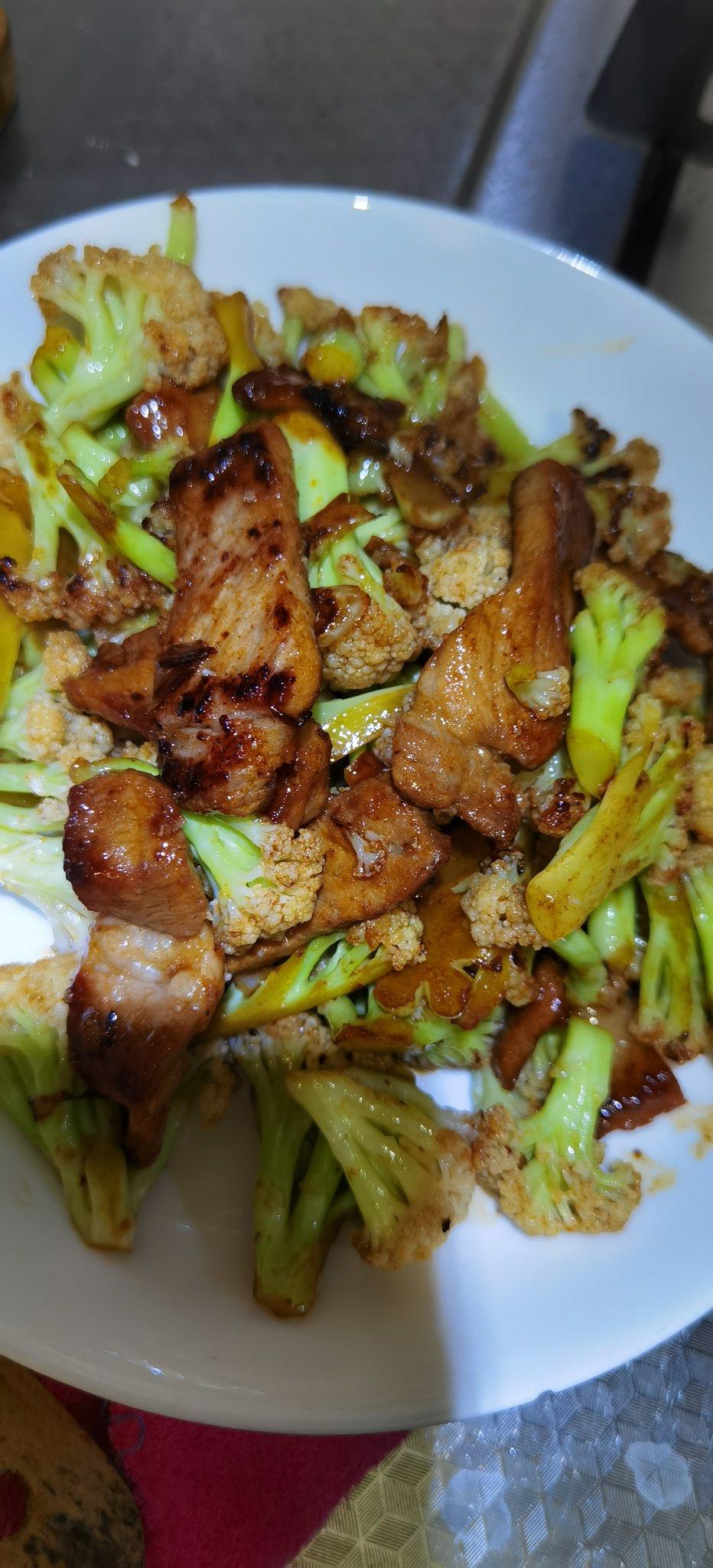 和饭店一个味道的干锅花菜