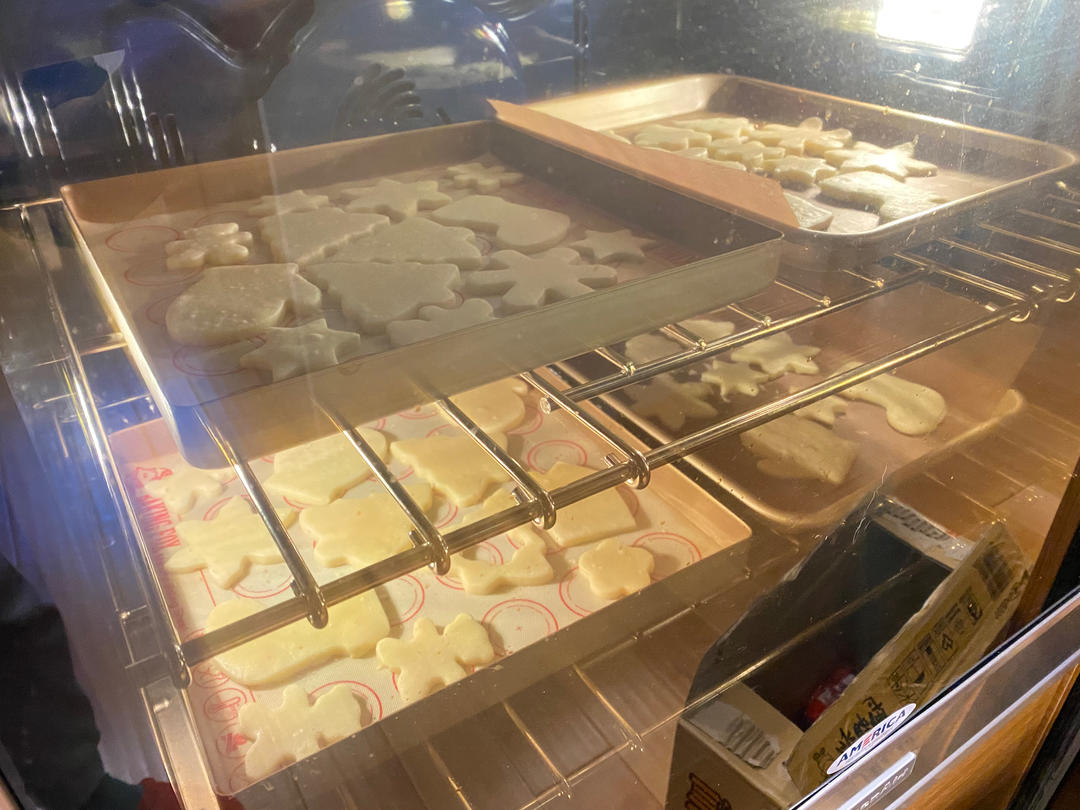 糖霜饼干系列1:省时省力又平整的糖霜饼干底
