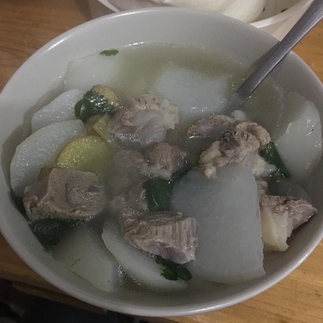 羊肉萝卜汤