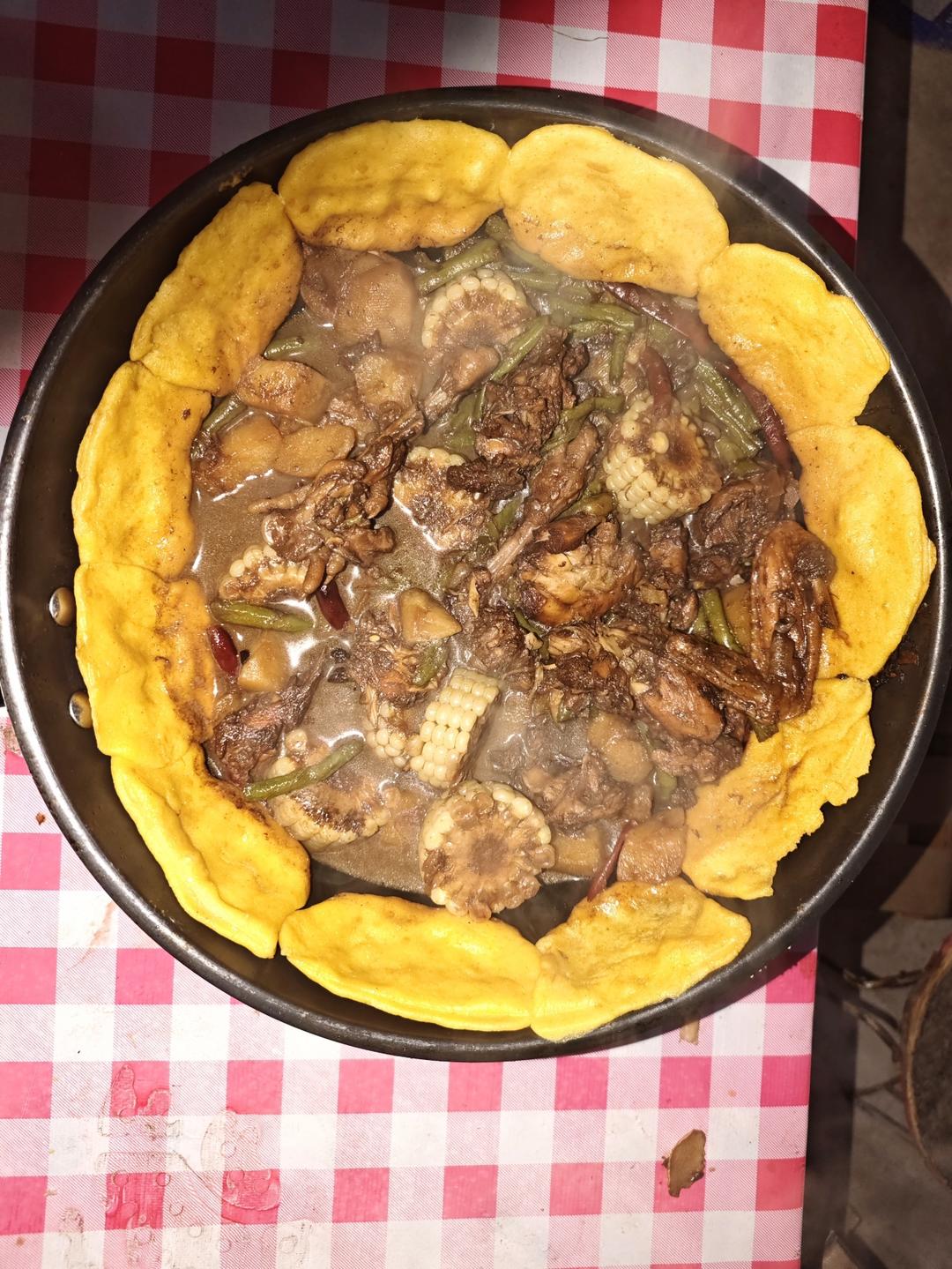 铁锅炖鸡（附加详细玉米饼教程）