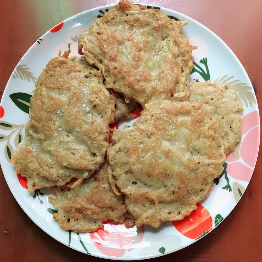 懒人快手餐：鸡蛋藕饼