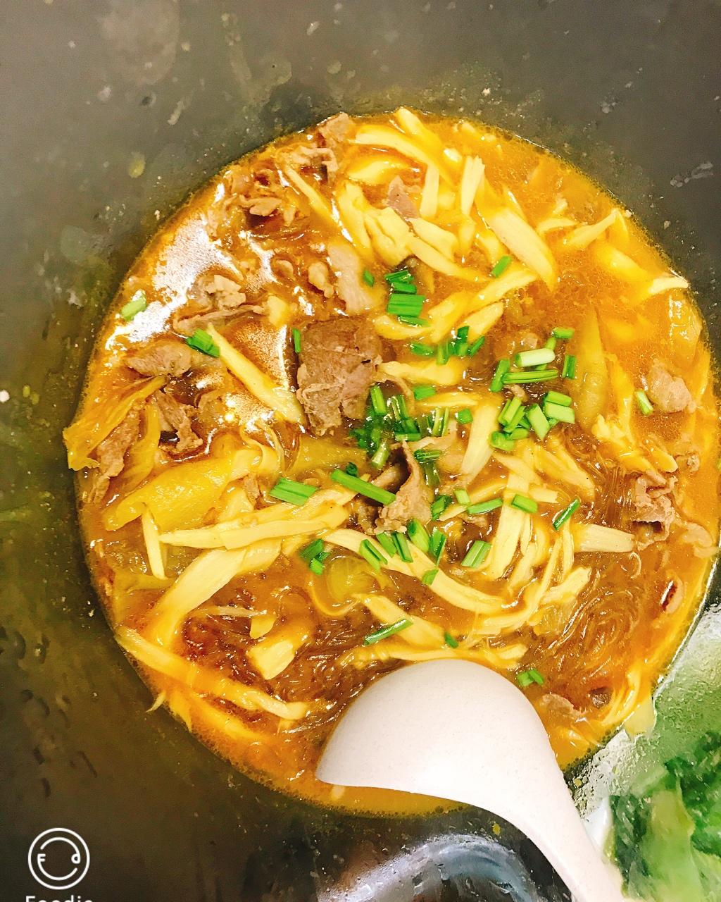 酸汤肥牛