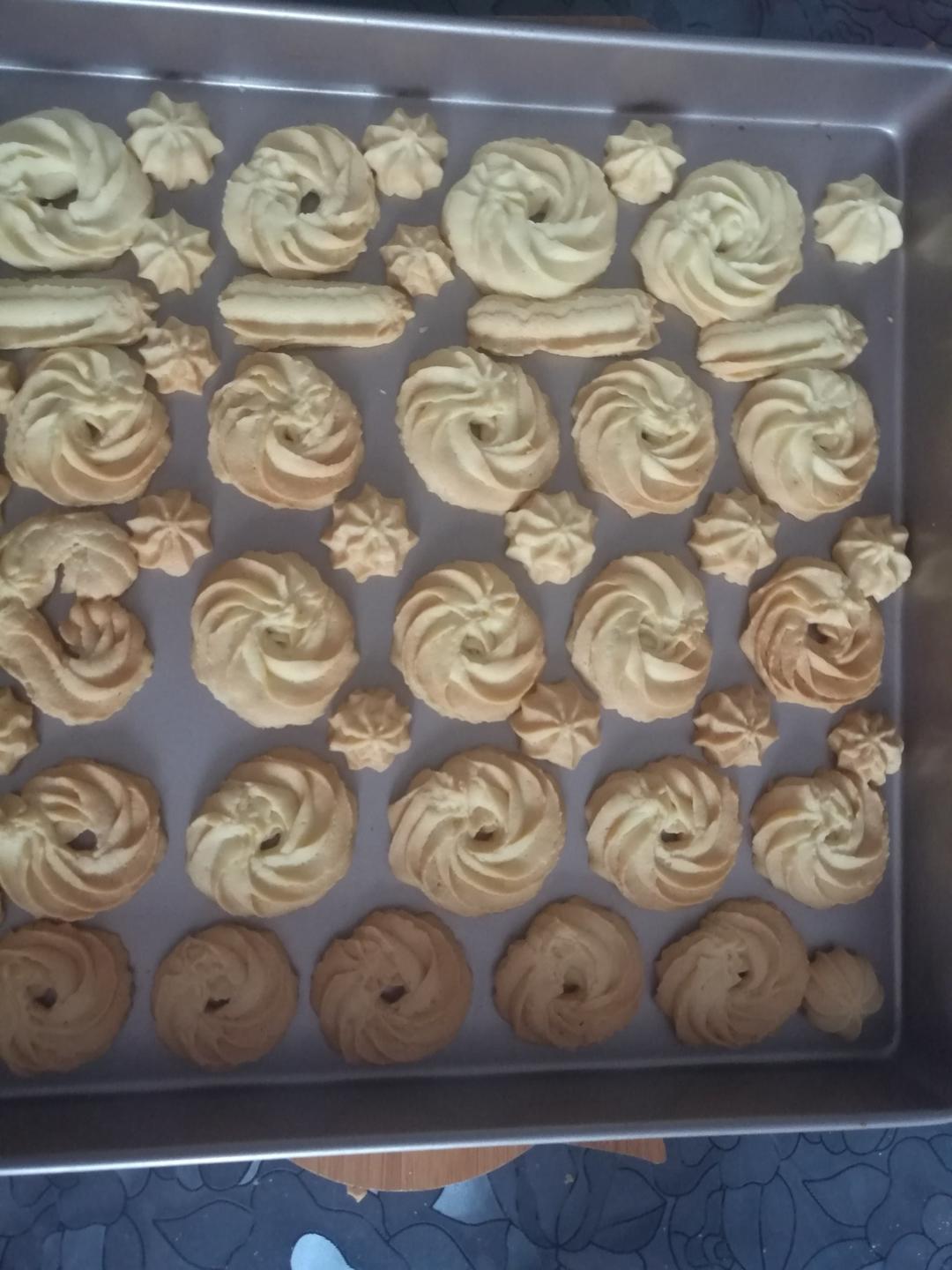 很酥的蛋白曲曲奇