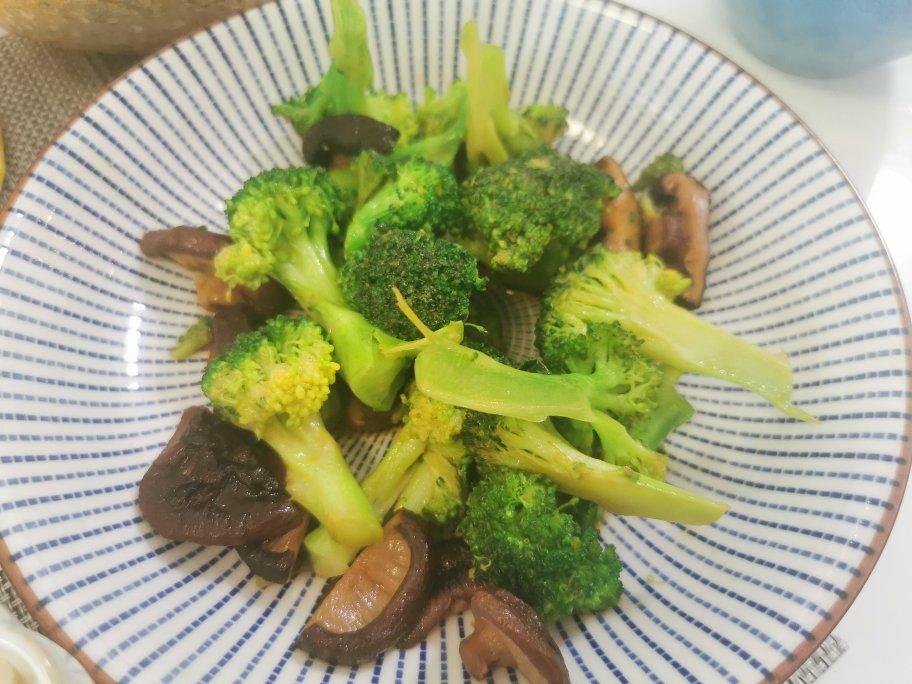 蚝油蒜蓉西兰花
