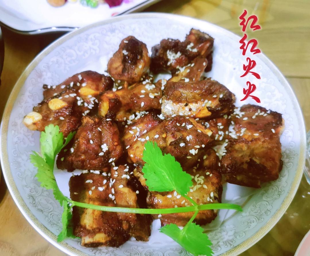 鲜嫩多汁的蒜香烤排骨（空气炸锅版）