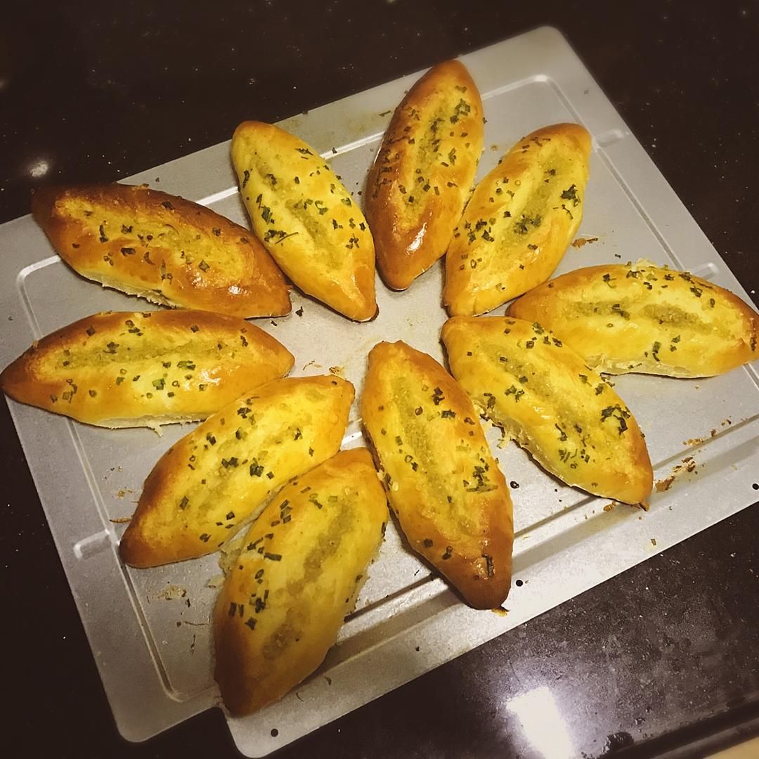 蒜香面包