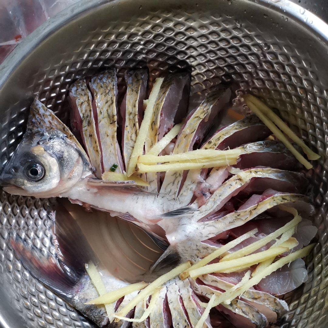 清蒸鳊鱼