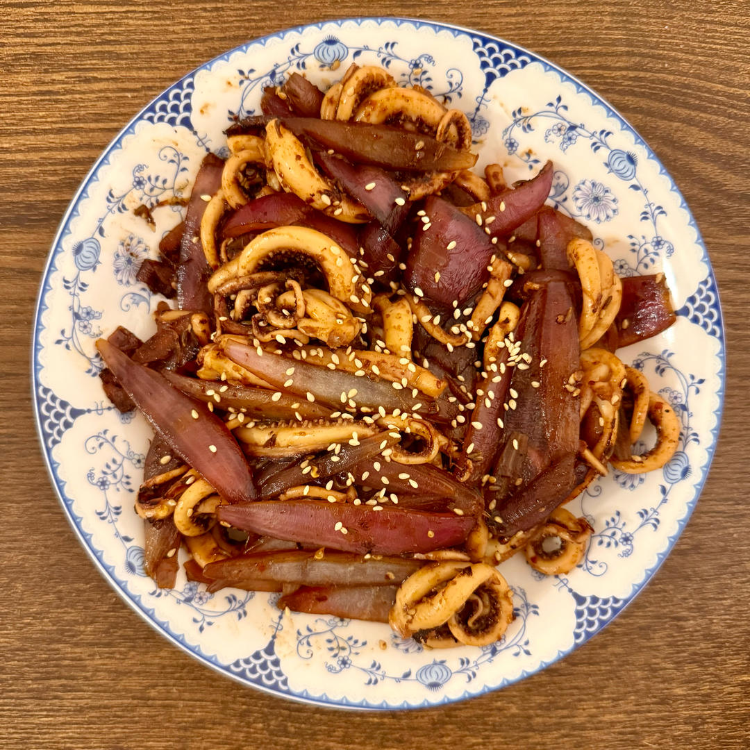 超下饭的孜然鱿鱼须，香辣爽嫩，比烧烤还好吃
